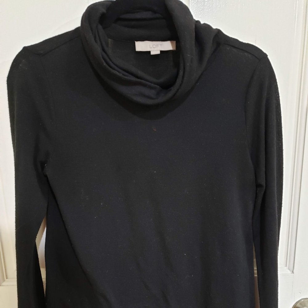 Lightweight Turtleneck